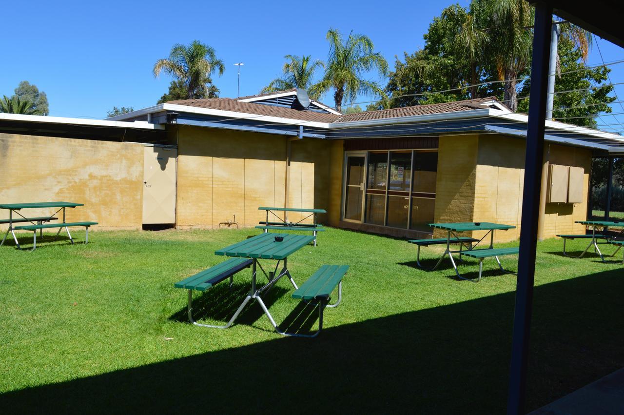 Brolga Hotel Motel - Coleambally Buitenkant foto